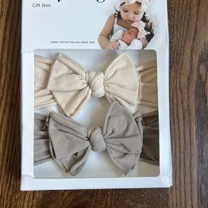 NEW 2 Pack Baby Bling Bow Gift Set